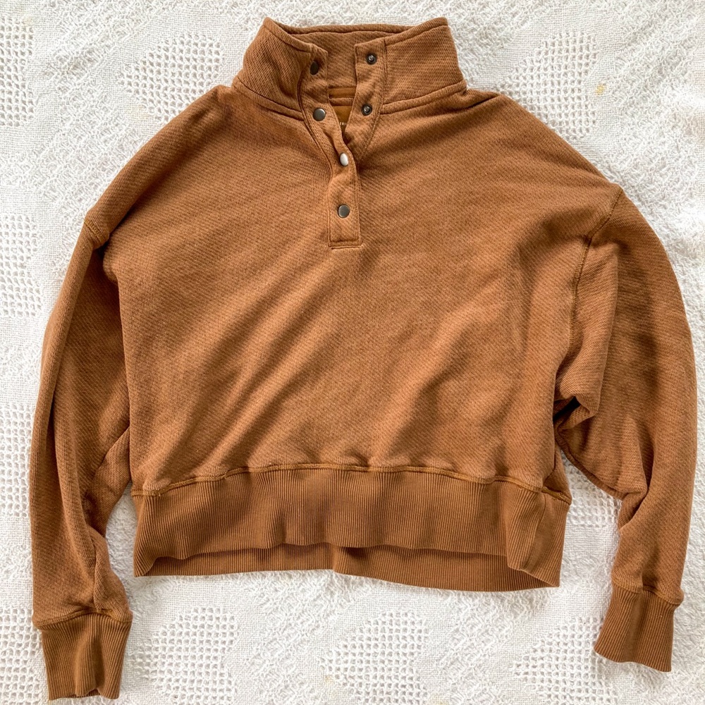 American Eagle Cropped Sweater